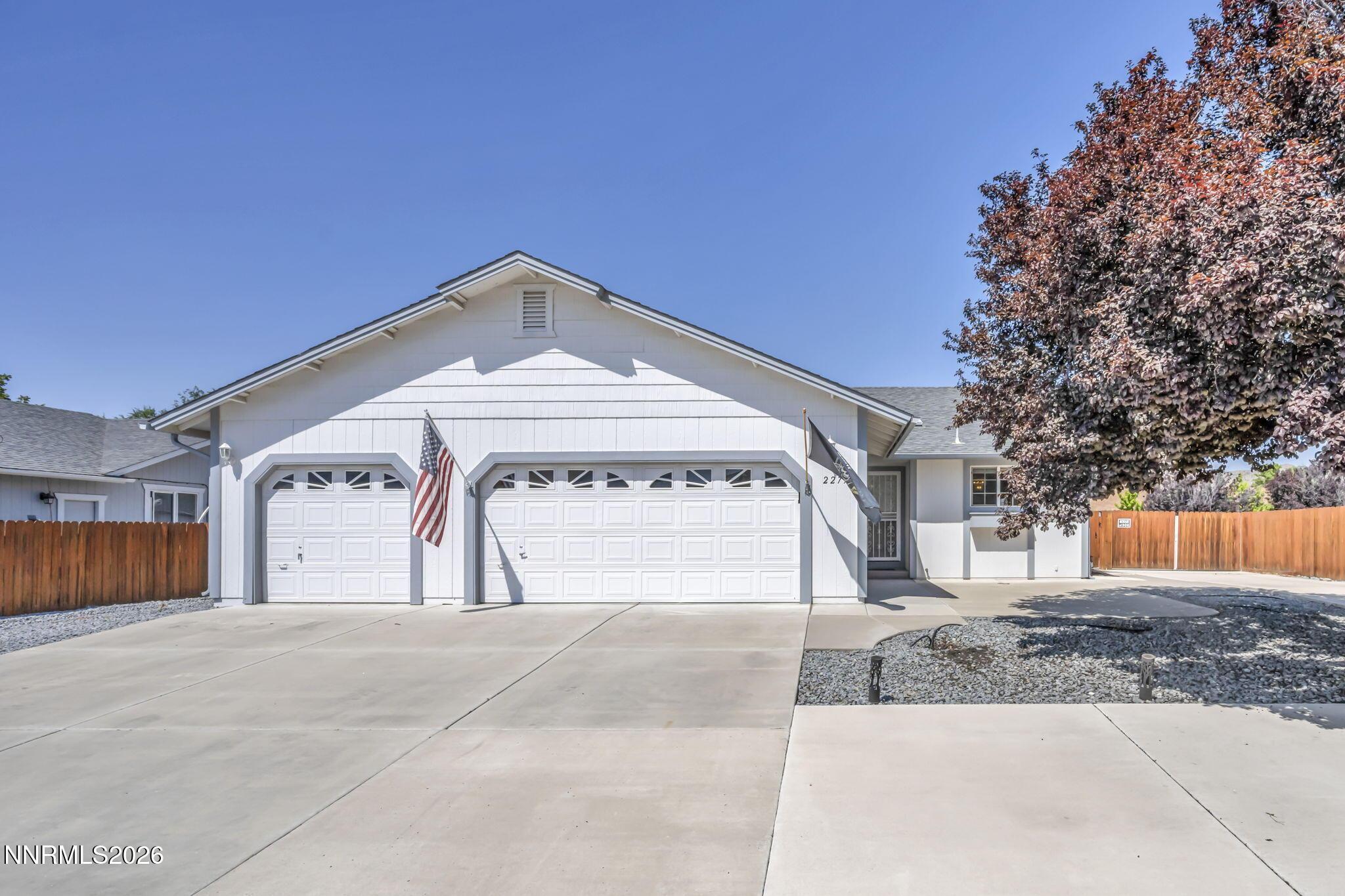 Image 2: 2-web-or-mls-2279-ruddy-way