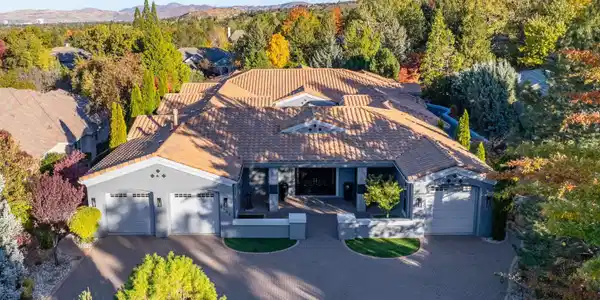 4565 Mountaingate Drive