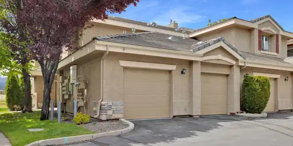 900 S South Meadows Parkway