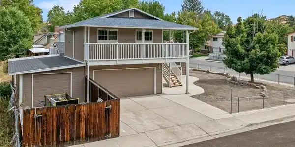 Image 2: 50-7190 Bluestone Drive Reno NV 89511 (5