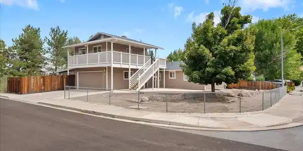 Image 3: 02-7190 Bluestone Drive Reno NV 89511 (2