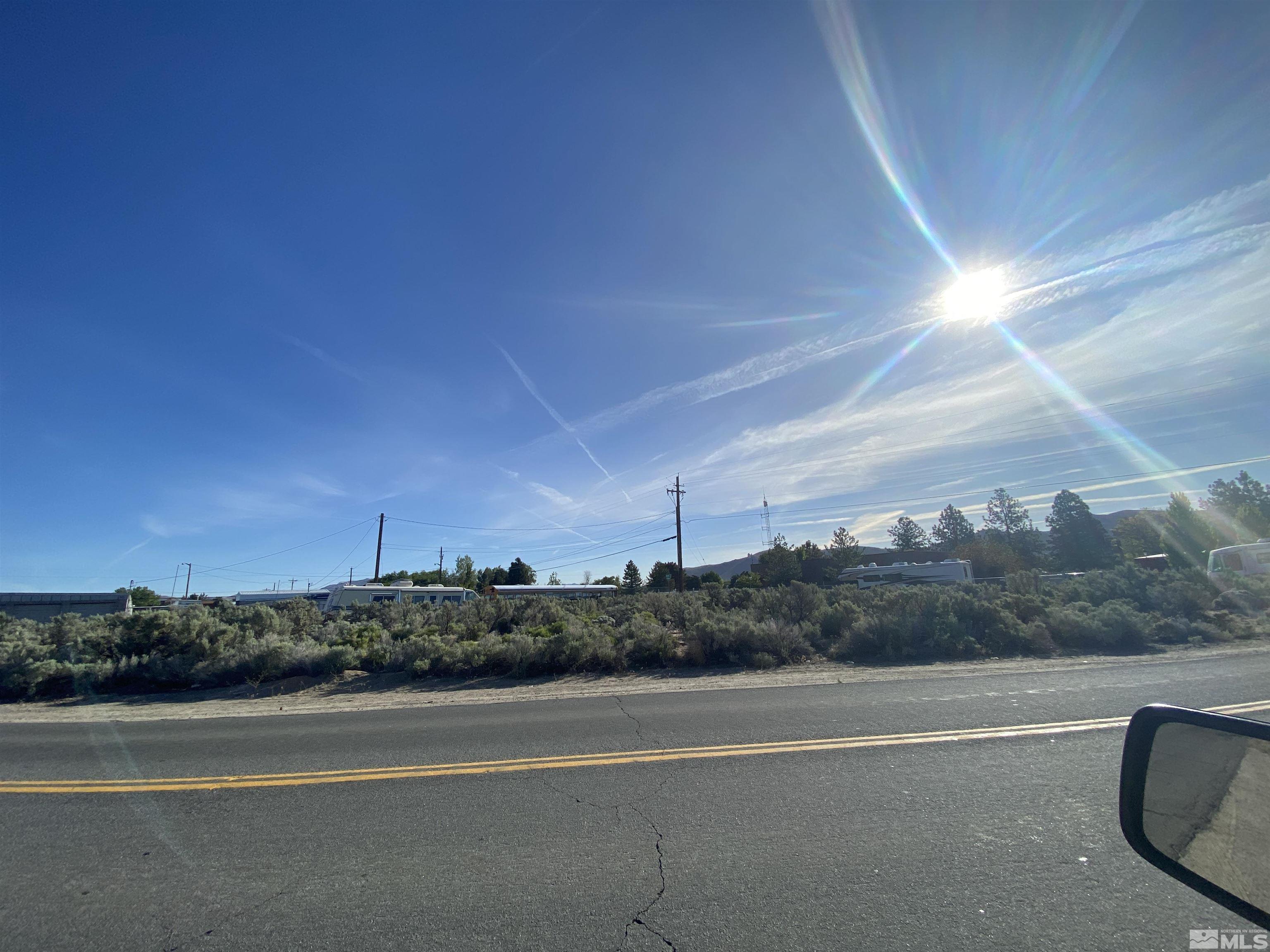 Image 1: Photo 1