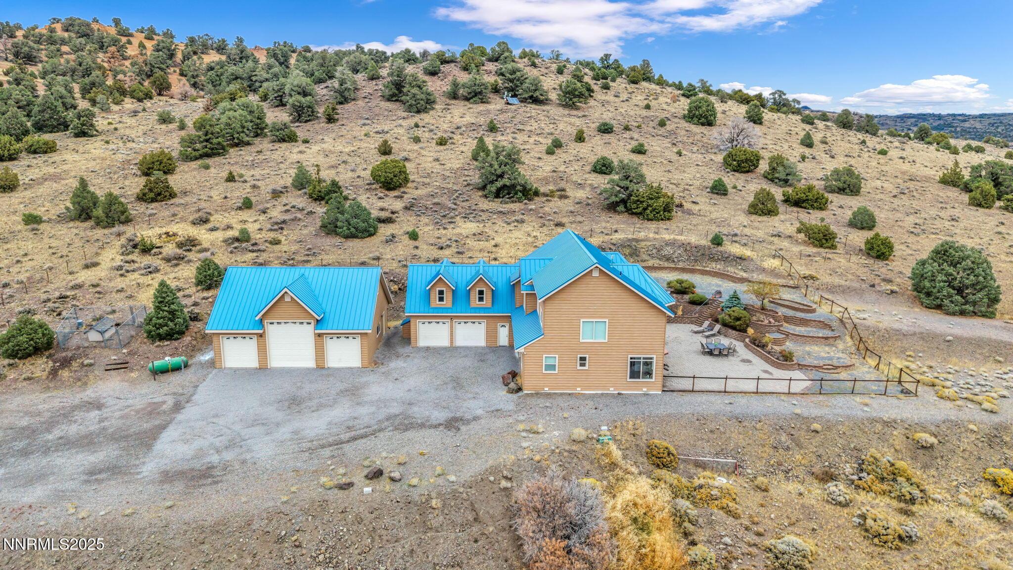 Image 2: 143-web-or-mls-2560-musket-rd