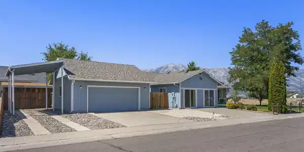 1304 Yellowjacket Lane