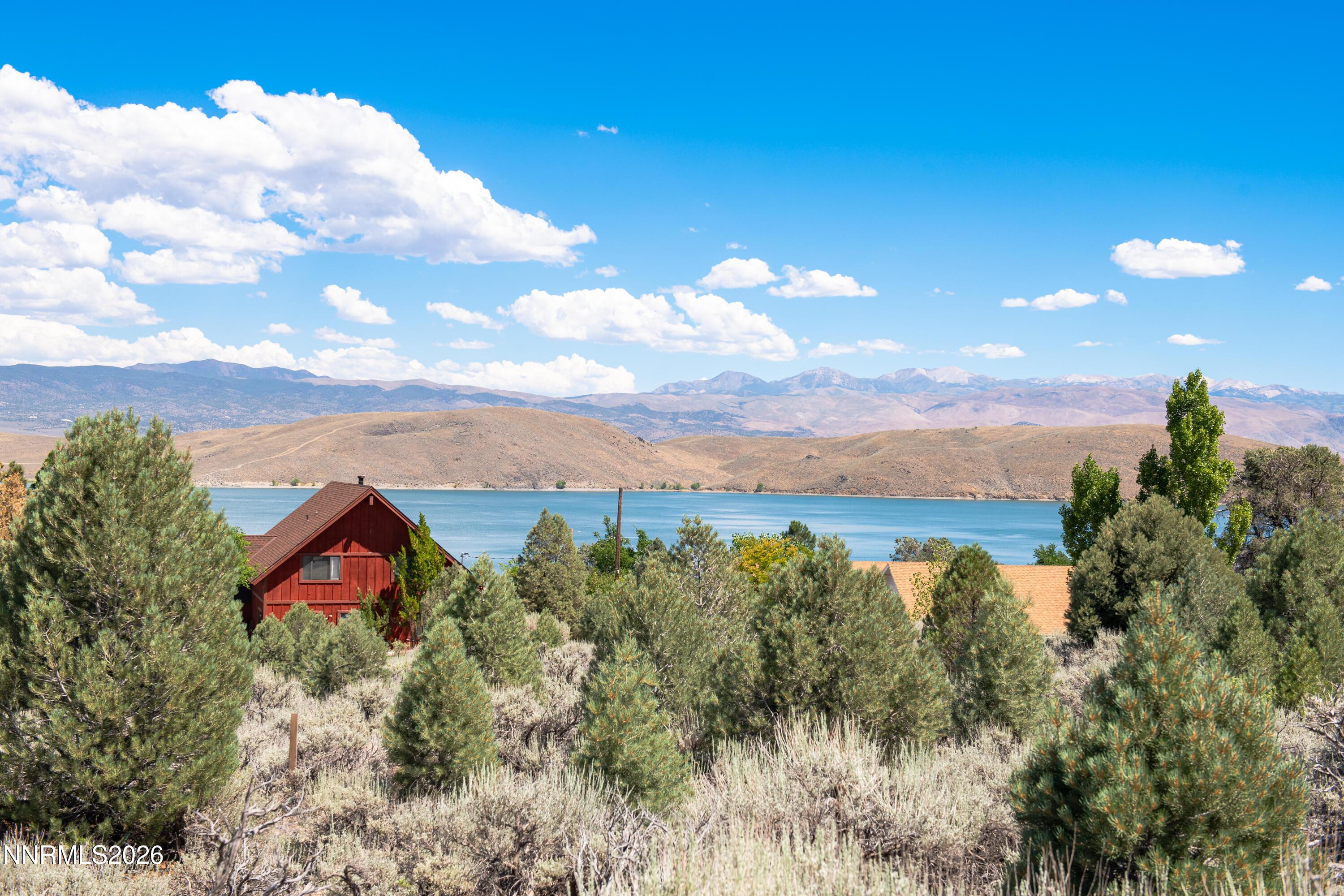 Image 2: 2006 Goldfield Dr-2