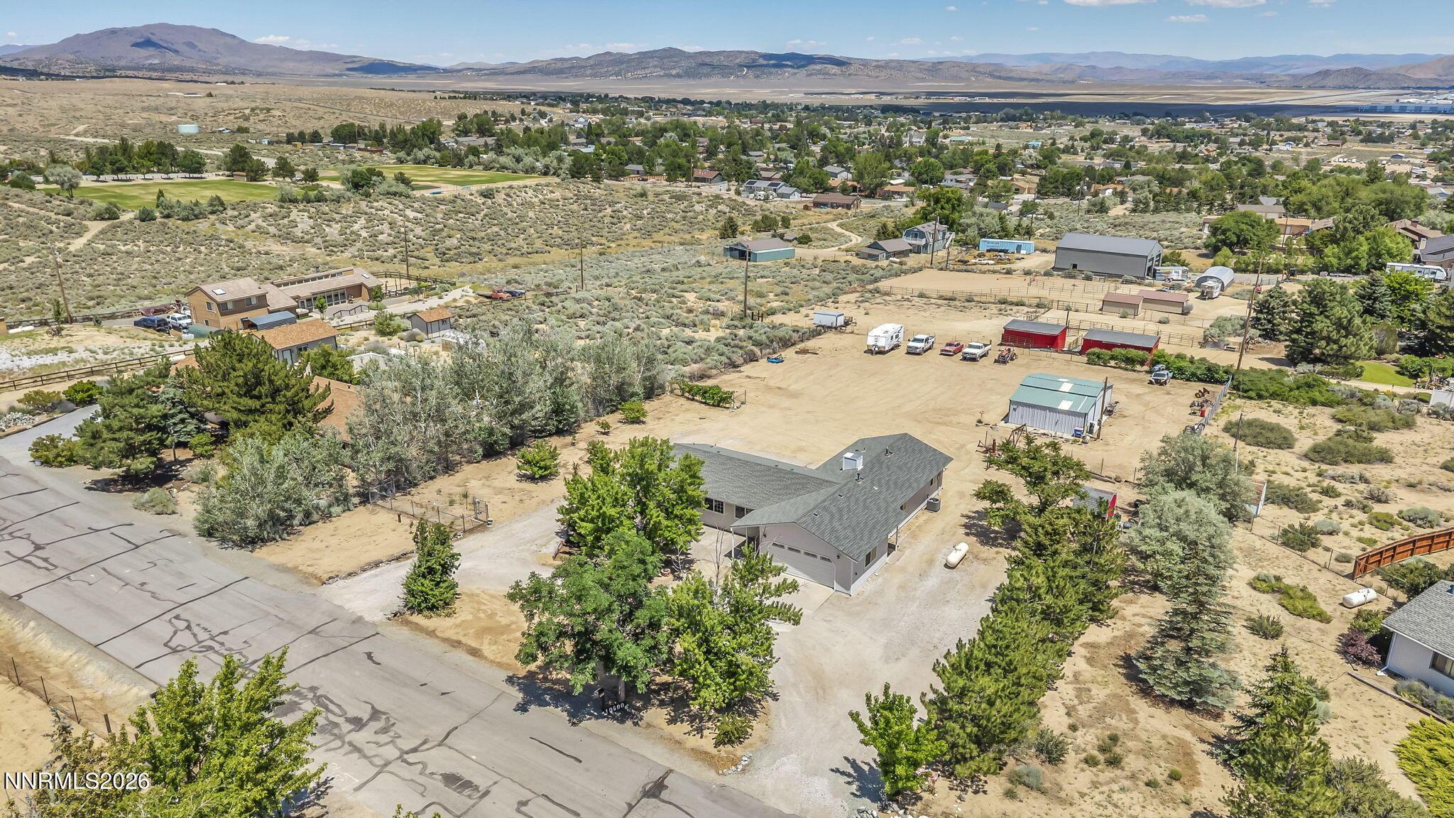 Image 2: 30-web-or-mls-10600-silver-spur-dr