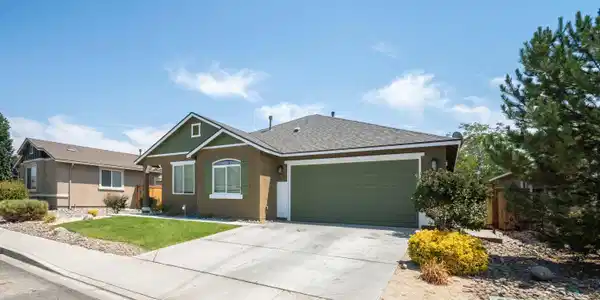 Image 3: 1135 Silver Coyote Drive (3 of 20)