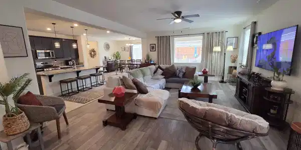 Image 3: Great Room