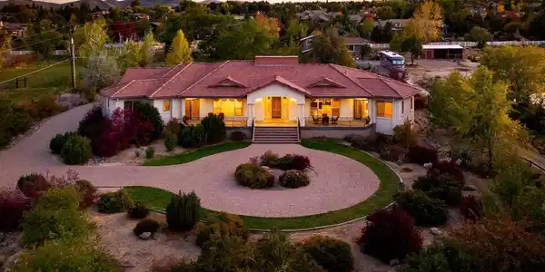 1850 Foothill Road