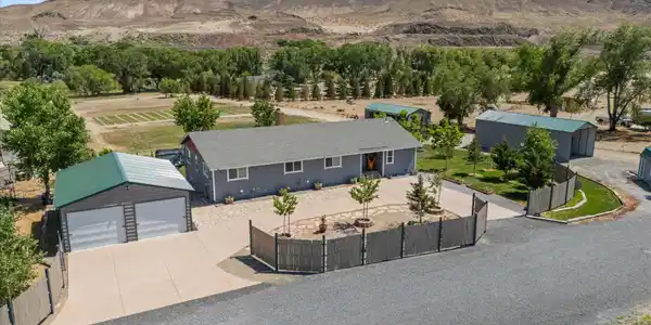 31850 Cantlon Drive