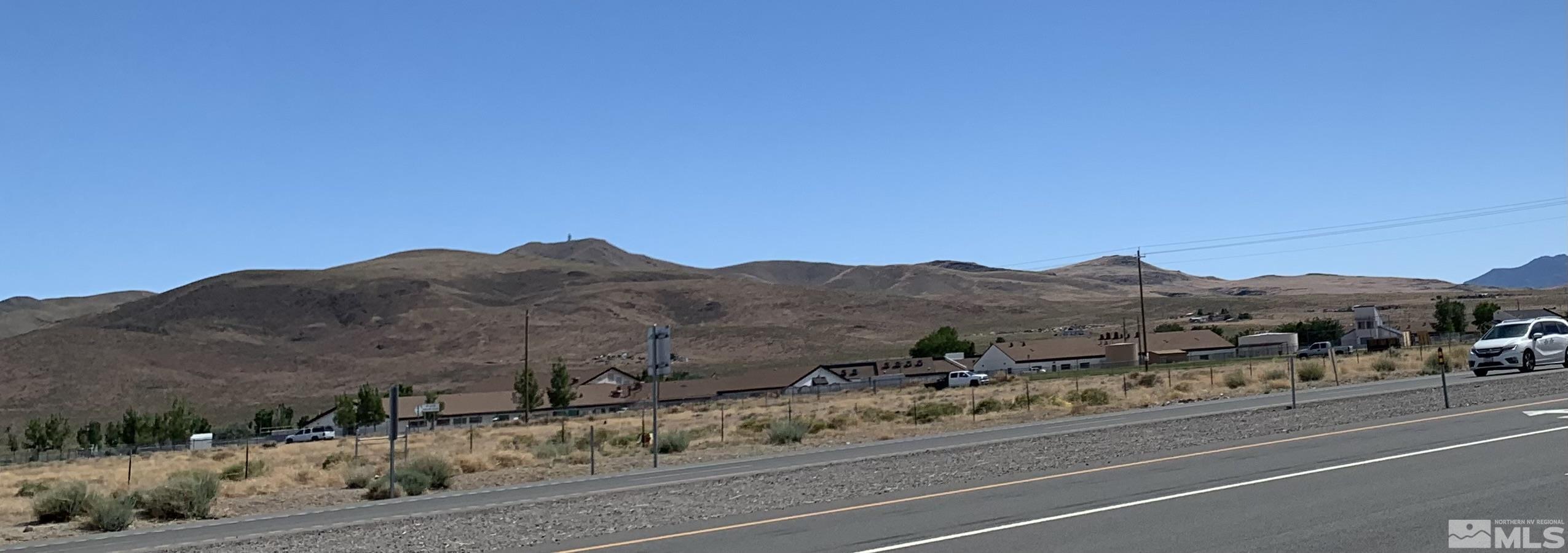 Image 1: Photo 1