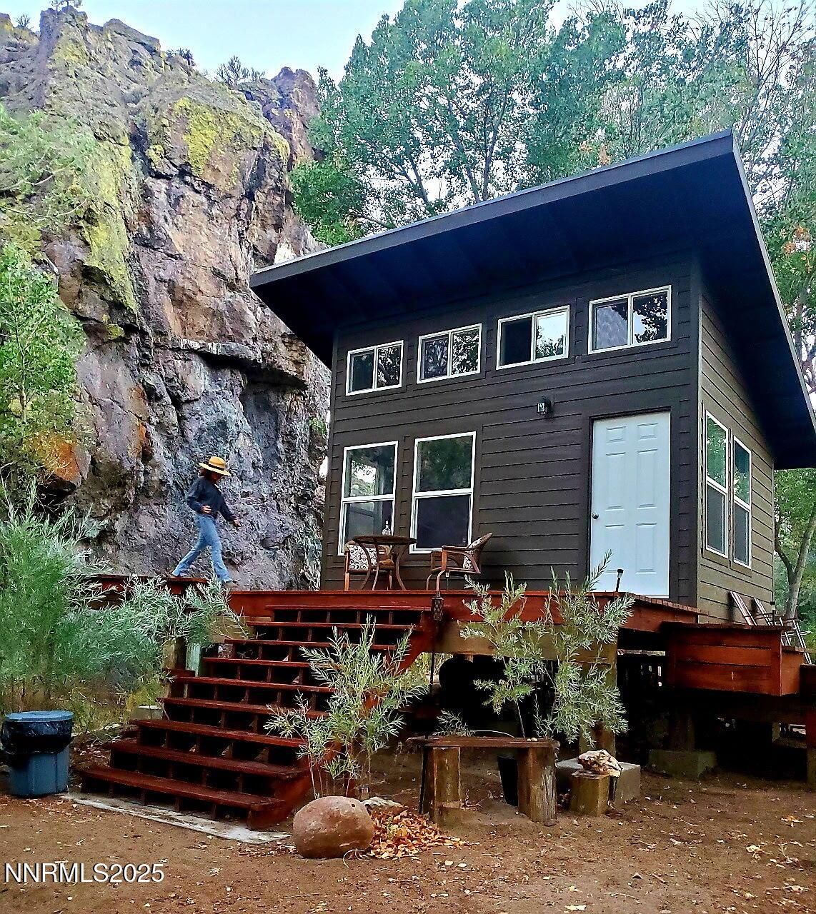 Image 1: 6901045267323979632