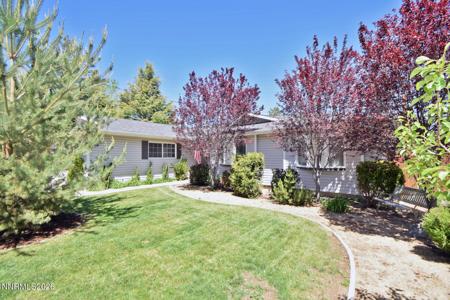 1014 W Winnie Lane
