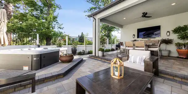 Image 4: Dreamy Backyard