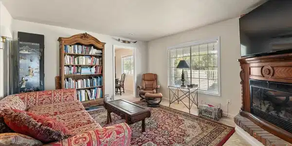 Image 2: 08-990 Riverview Drive Gardnerville, NV