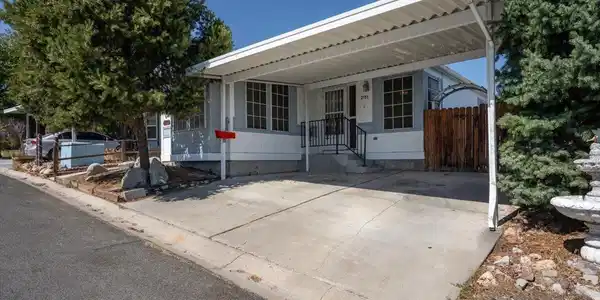 Image 2: 01-2151 Barberry Wy Reno (1 of 30)