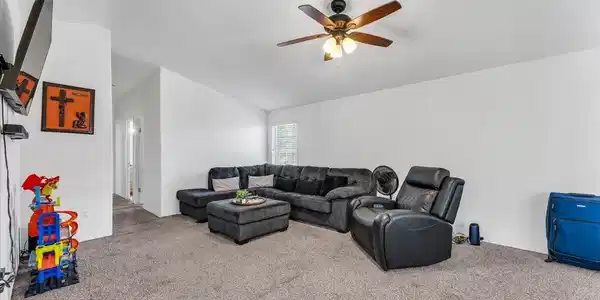Image 4: 06-2151 Barberry Wy Reno (6 of 30)