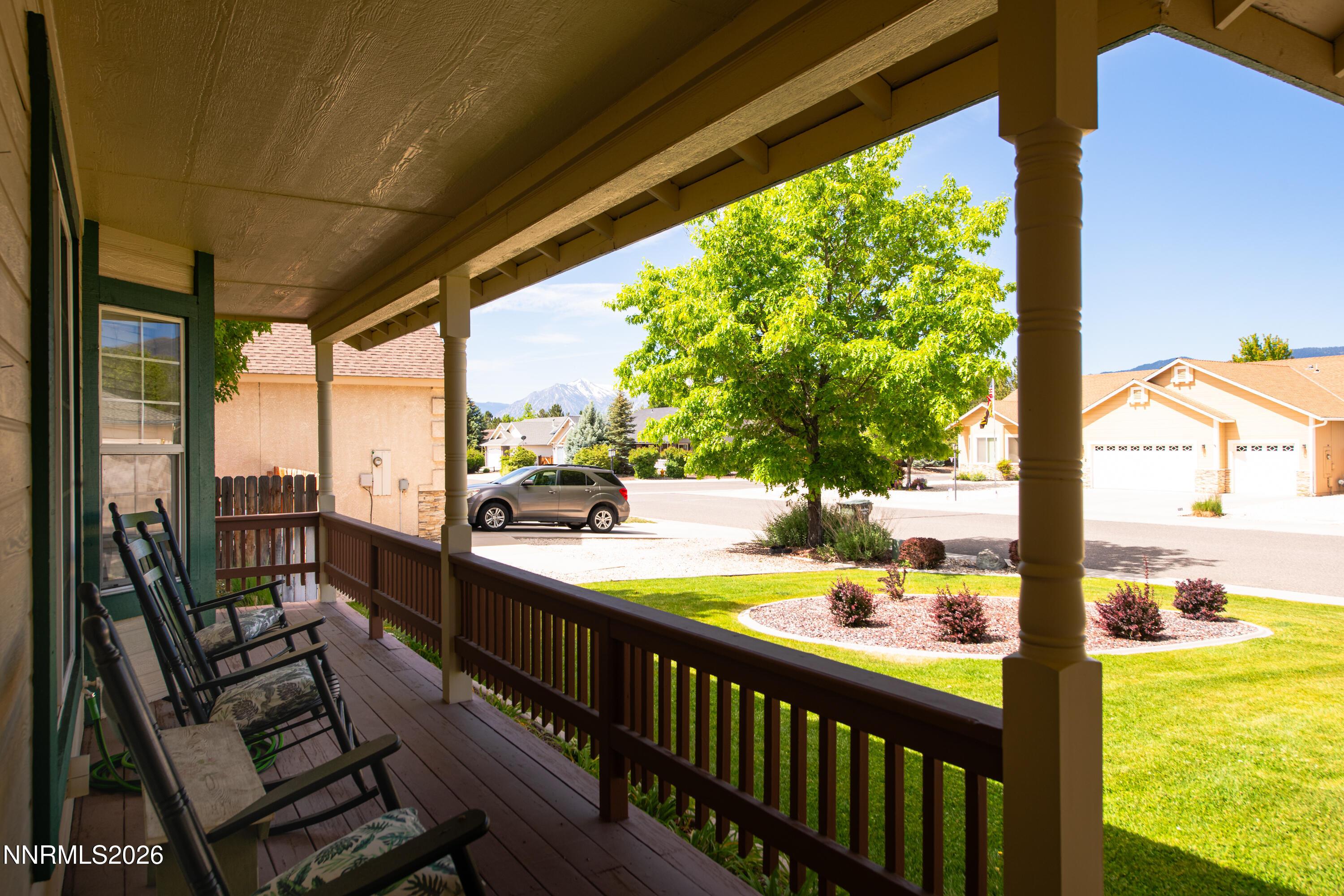 Image 2: 2875 Hot Springs Dr-3