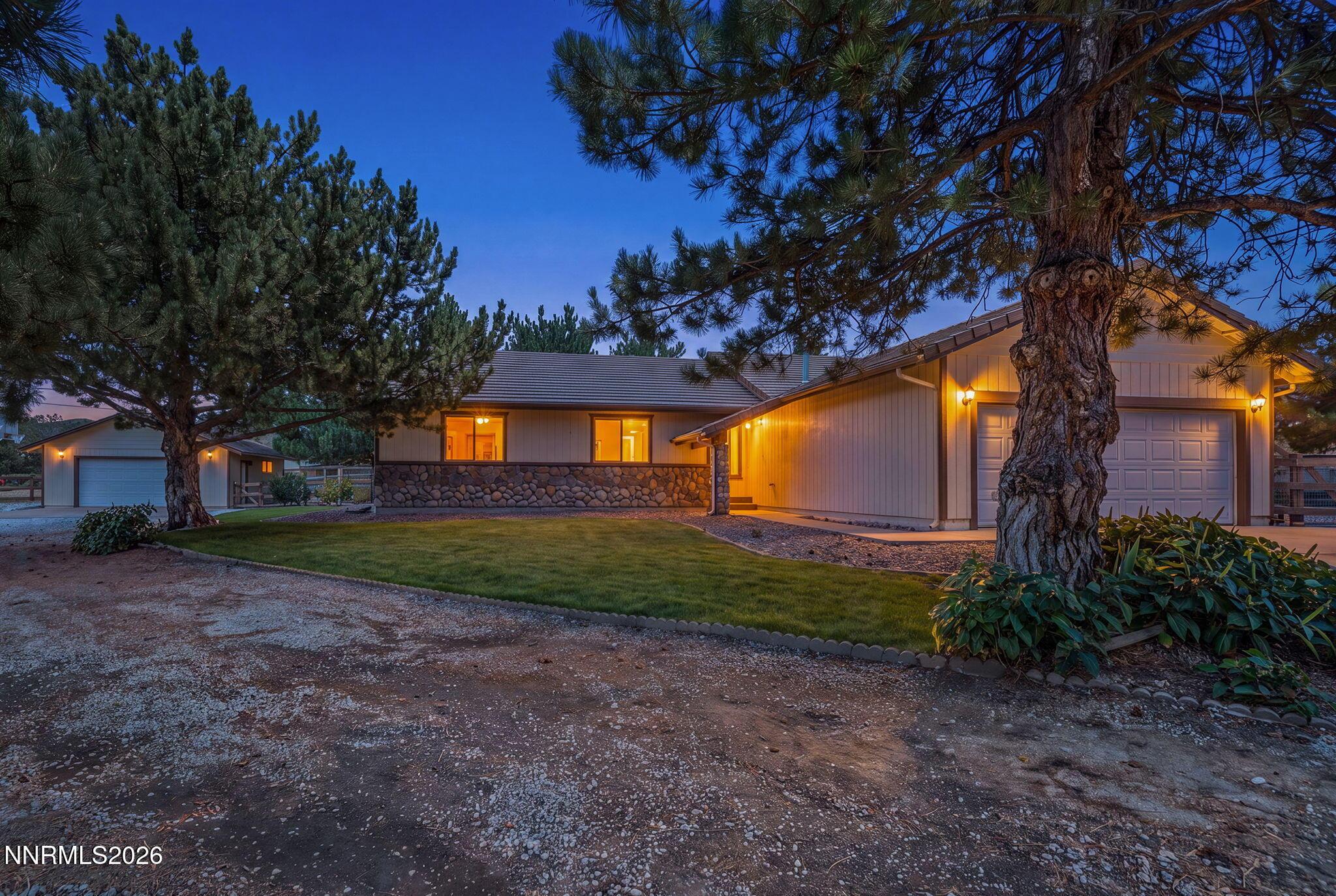 Image 1: 3-web-or-mls-3495 Tee Pee Instant Twilig