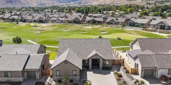 Image 3: 3-web-or-mls-1567 White Hawk-48