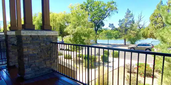 2490 Eastshore Pl Unit 103