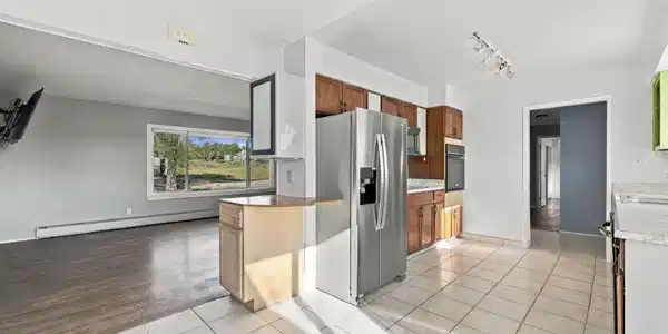 Image 2: 9-web-or-mls-10705 Santa Fe new-09