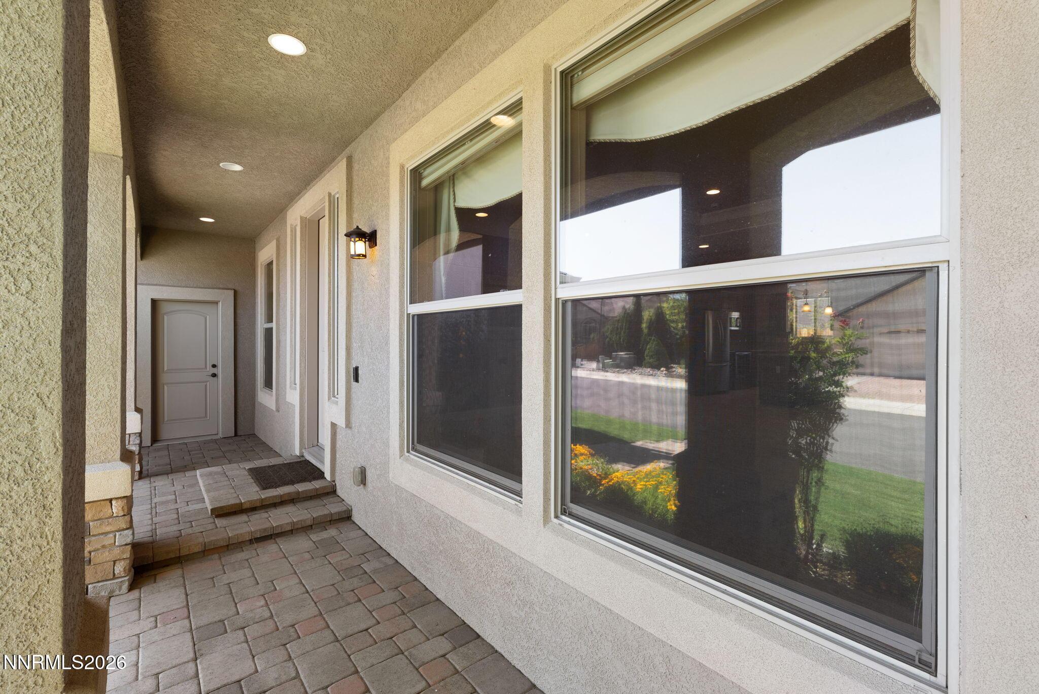 Image 2: 11-web-or-mls-1360 Turner Ct-12