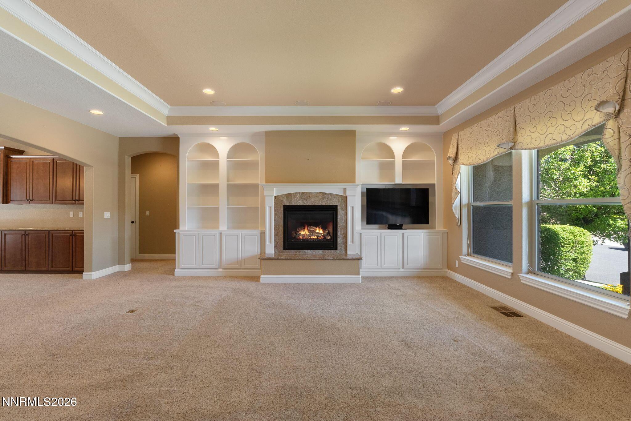 Image 3: 13-web-or-mls-1360 Turner Ct-15