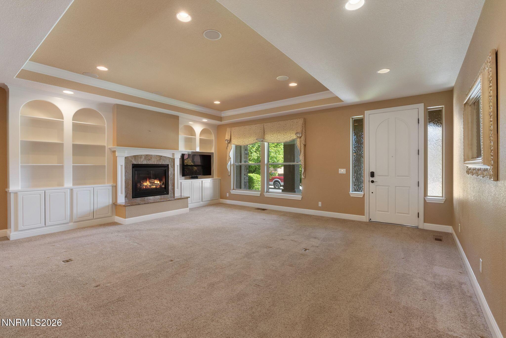 Image 4: 14-web-or-mls-1360 Turner Ct-16