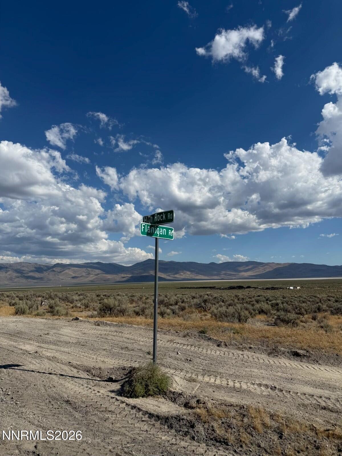 Image 4: Pic land 4