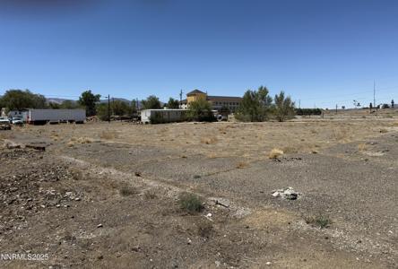 825 Mesa Drive