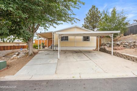2735 Daffodil Way