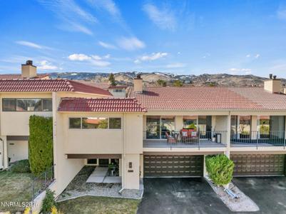 3445 Skyline Boulevard