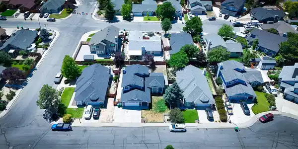 Image 2: 2-web-or-mls-Exterior 3