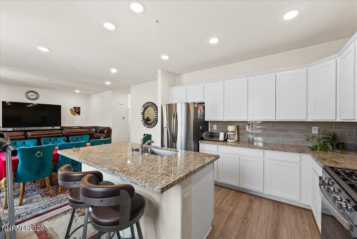Image 2: 13-4933 Cavestone Road Sun Valley NV 894