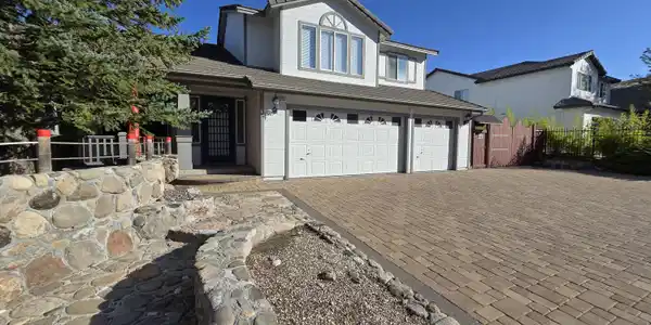 3796 Bellingham Drive