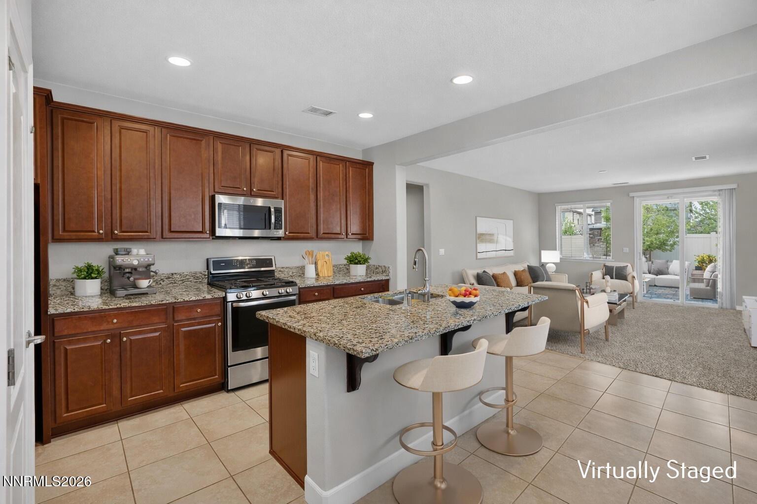 Image 4: Modern kitchen and living room blend