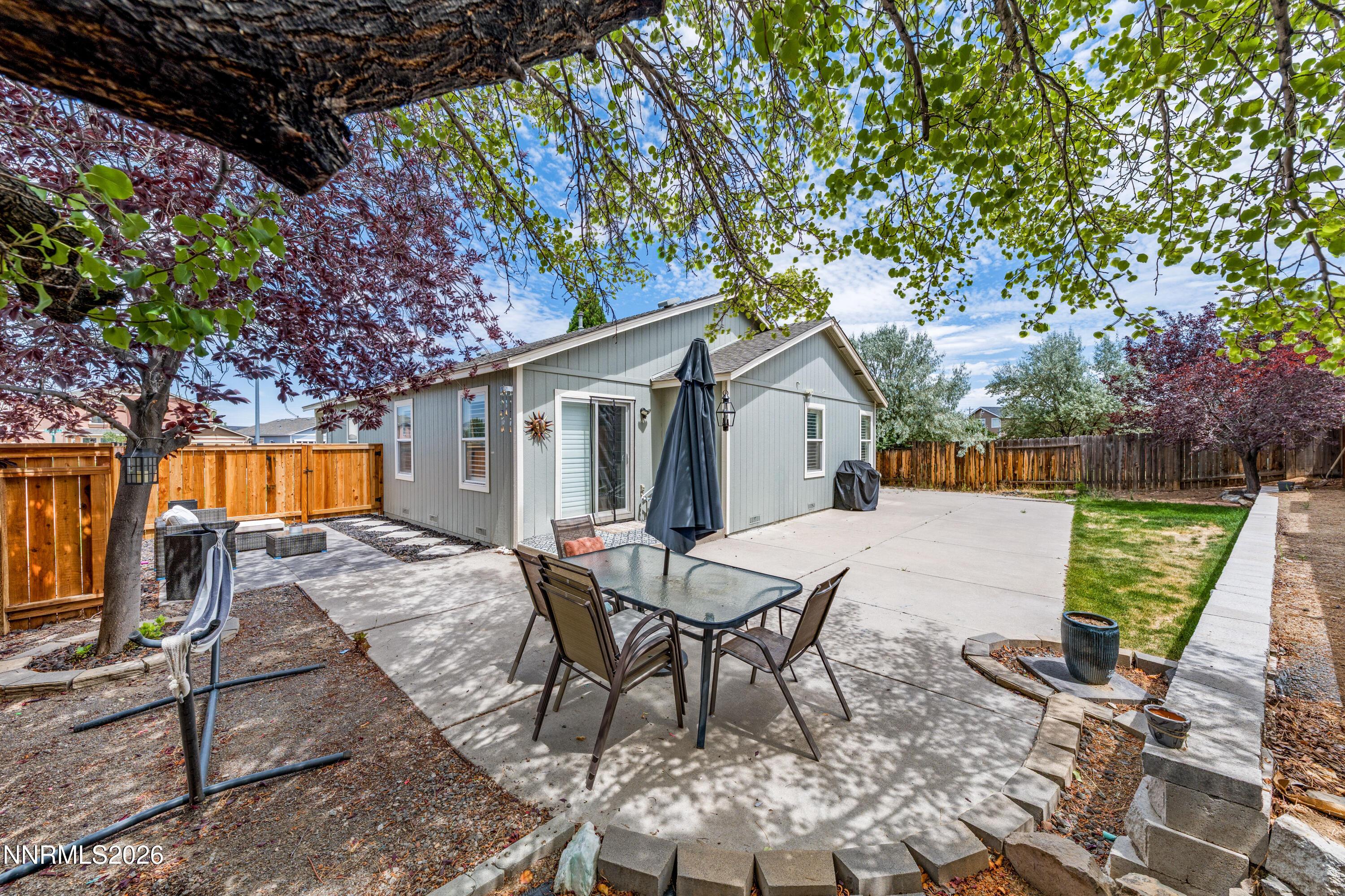 Image 3: 9680 Itasca - Backyard shot