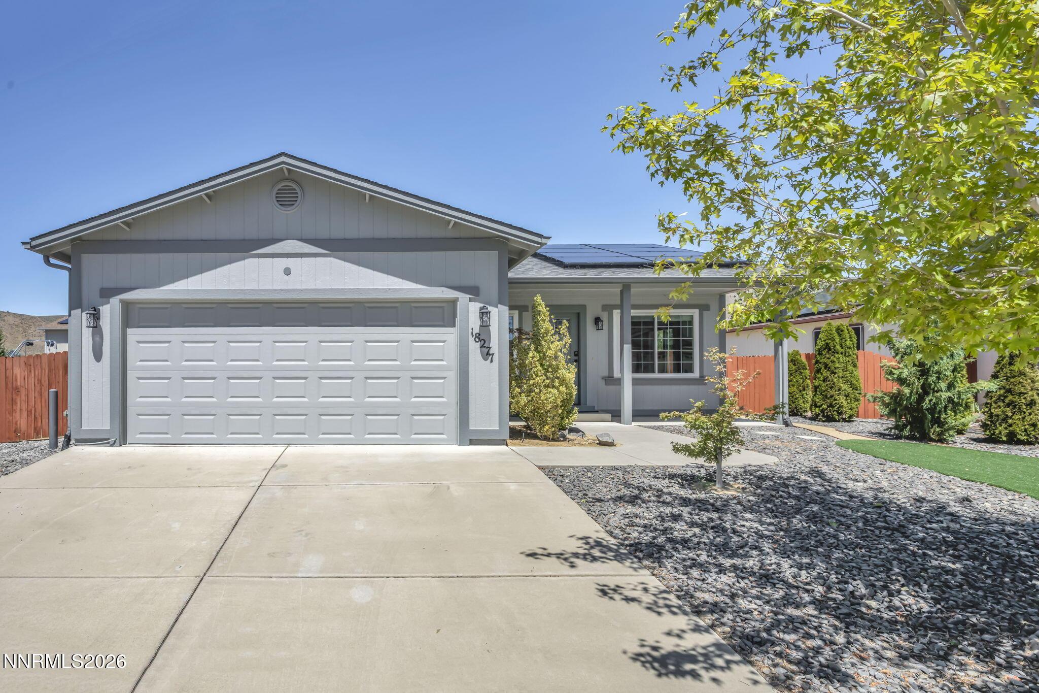 Image 2: 3-web-or-mls-18277-dustin-ct