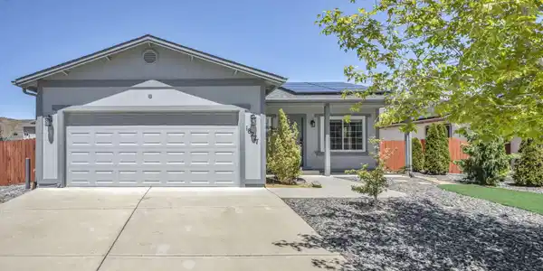Image 2: 3-web-or-mls-18277-dustin-ct
