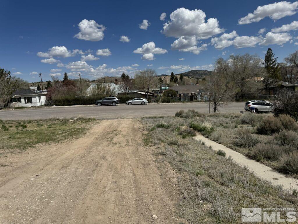 Image 4: Photo 4