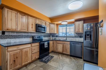 250 Galleron Way