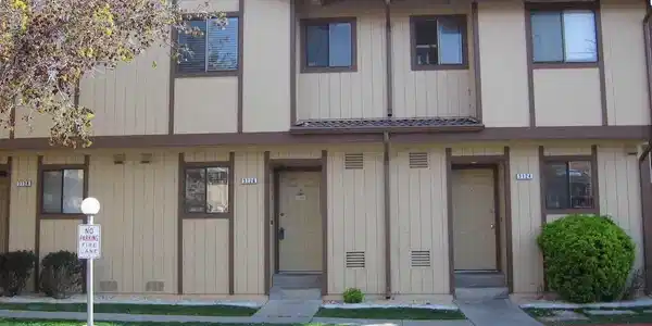 3126 N Truckee Lane