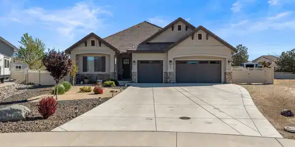 427 Chianti Way