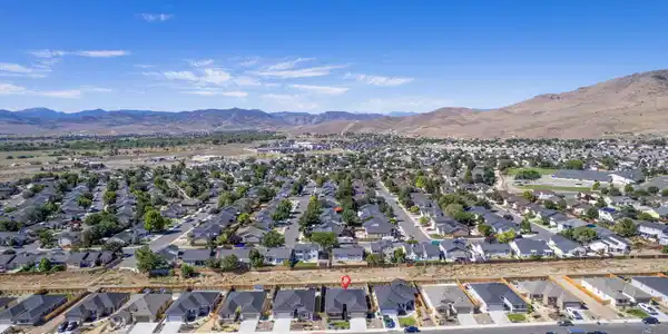 Image 3: 3-web-or-mls-DJI_0489-Edit