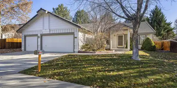 5466 Santa Rosa Avenue