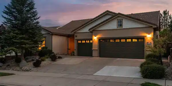 Image 2: 02-1845 Evergreen Ridge Way-102