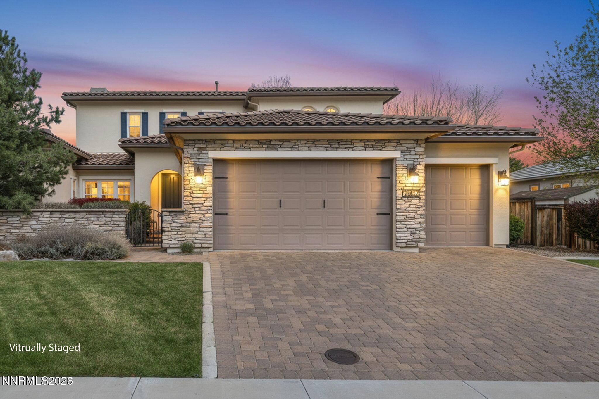 Image 2: 1-web-or-mls-2862-voight-canyon-dr