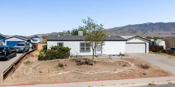 87 Rose Peak Road