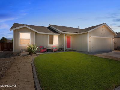 1045 Rosehips Lane